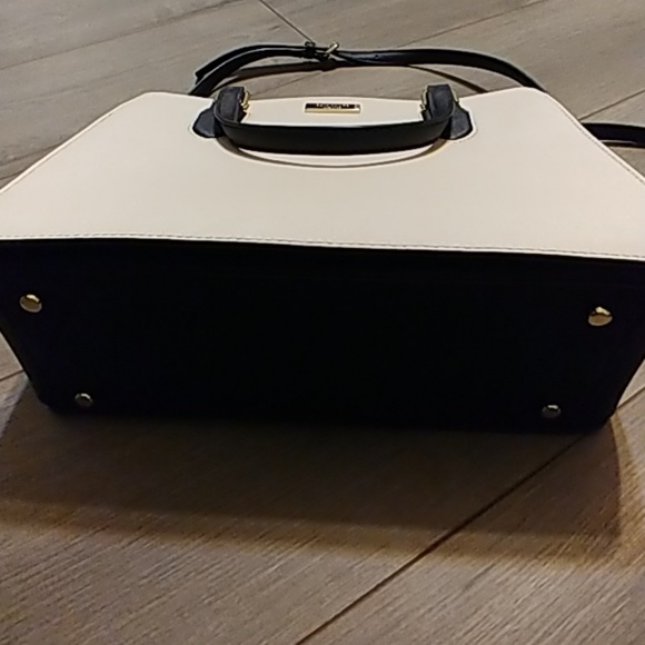 Kate Spade purse - Picture 7 of 7